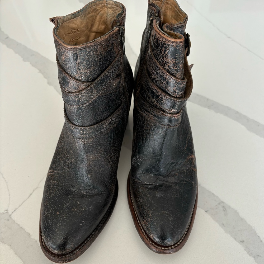 Bed/Stu bench made rustic ankle boot